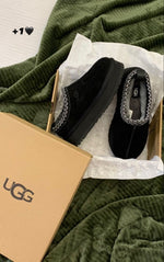 Charger l'image dans la galerie, UGG