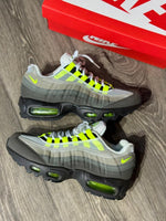 Charger l'image dans la galerie, Nike Aire max
