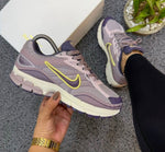 Charger l'image dans la galerie, Nike Zoom Vomero 5 – Mauve/Violet
