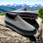 Charger l'image dans la galerie, Knit Slip-On Sneaker — Grey / Black
