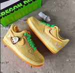 Charger l'image dans la galerie, Nike Air Force 1 Low – Oregon Ducks Limited
