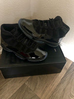Charger l'image dans la galerie, Air Jordan 11 Retro – Cap and Gown Triple Black
