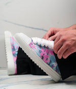 Charger l'image dans la galerie, Titre suggéré : Numeris Low-Top Sneaker — Tie-Dye Pink &amp; Blue Edition
