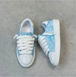 Charger l'image dans la galerie, Titre suggéré : Numeris Low-Top Sneaker — Ice Blue Monogram Edition
