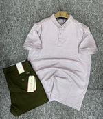 Charger l'image dans la galerie, Ensemble Polo Col Mao Uni + Pantalon Slim – Blanc &amp; Noir / Marine / Gris Lavé &amp; Kaki
