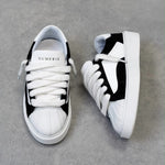 Charger l'image dans la galerie, Titre suggéré : Numeris Low-Top Sneaker — Black &amp; White Edition
