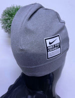 Charger l'image dans la galerie, bonnets de marque nike gris
