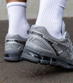 Charger l'image dans la galerie, ASICS Gel-Kayano 20 — Grey / Silver
