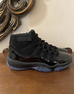 Charger l'image dans la galerie, Air Jordan 11 Retro – Cap and Gown (Triple Black)

