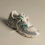 Charger l'image dans la galerie, ASICS GEL-NYC – Silver / Green
