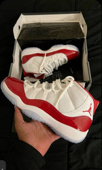 Charger l'image dans la galerie, Air Jordan 11 Retro – Cherry
