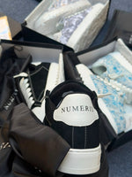 Charger l'image dans la galerie, Numeris Sneakers – Black &amp; White
