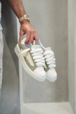 Charger l'image dans la galerie, Titre suggéré : Numeris Low-Top Sneaker — Olive &amp; Cream Edition
