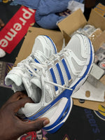 Charger l'image dans la galerie, Adidas Adistar Control
