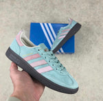 Charger l'image dans la galerie, Adidas Handball Spezial – Bleu Menthe/Rose
