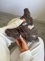 Charger l'image dans la galerie, New Balance 9060 Triple Brown
