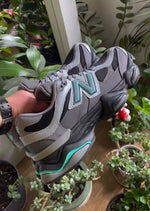 Charger l'image dans la galerie, New Balance 9060 Grey Teal
