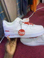 Charger l'image dans la galerie, Chaussures Nike Air Force 1 blanc

