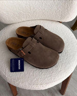 Charger l'image dans la galerie, Birkenstock Boston Soft Footbed Suède Marron
