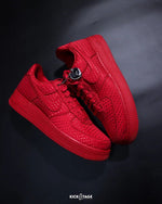 Charger l'image dans la galerie, Nike Air Force 1 Low – Triple Red Heart
