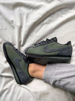 Charger l'image dans la galerie, Nike Cortez – Olive/Anthracite
