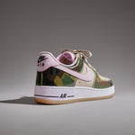 Charger l'image dans la galerie, Nike Air Force 1 Low – Camo Pack / Pink Foam / Gum
