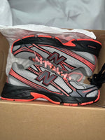 Charger l'image dans la galerie, New Balance 760 – Gris/Corail
