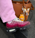Charger l'image dans la galerie, Titre suggéré : Air Max 95 — Coloris Bordeaux / Cramoisi
