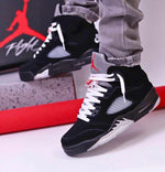 Charger l'image dans la galerie, Air Jordan 5 Retro "Black Metallic"
