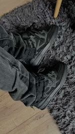 Charger l'image dans la galerie, Louis Vuitton LV Trainer 'Black Monogram' Strass
